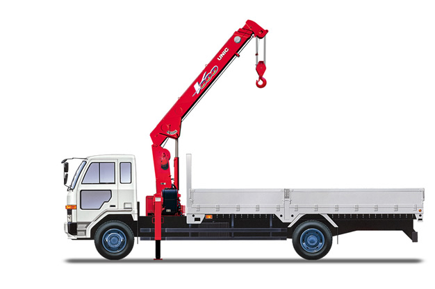 علائم هشداردهنده نقص فنی خودرو و اقدامات لازم